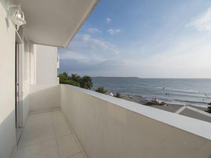 Playa Laguito Apartment Cartagena Luaran gambar
