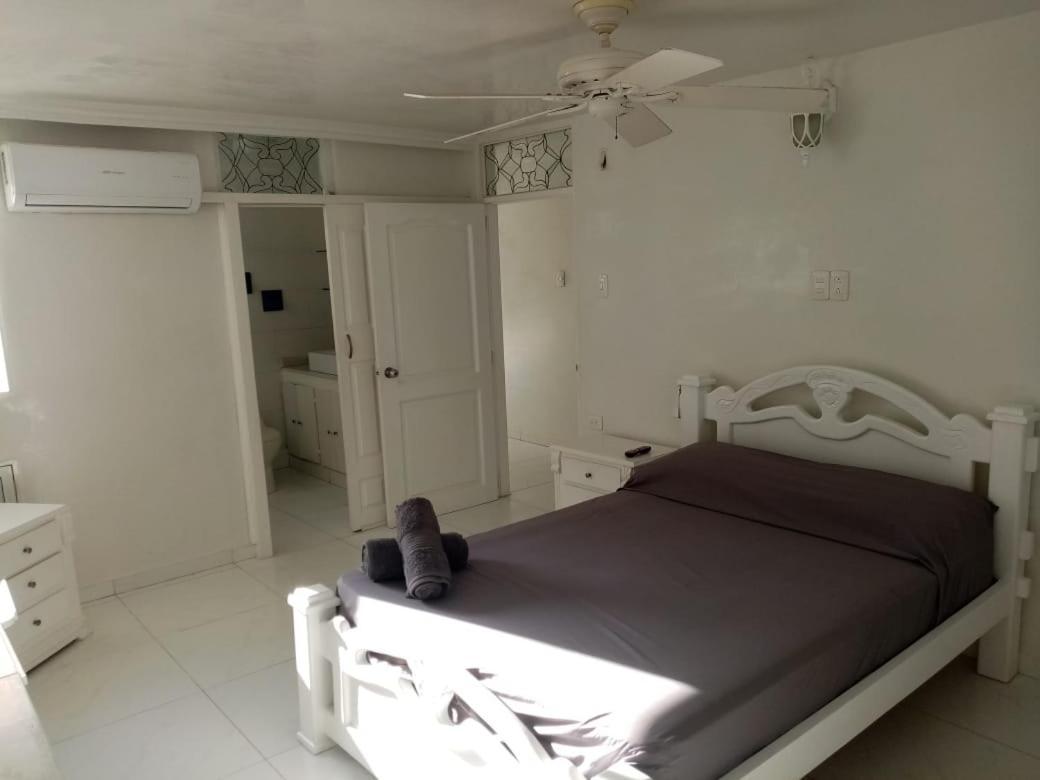 Playa Laguito Apartment Cartagena Luaran gambar